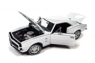 Chevrolet Camaro 1967 Hardtop *MCAN & Yenko*, ermine white Auto World 1:18